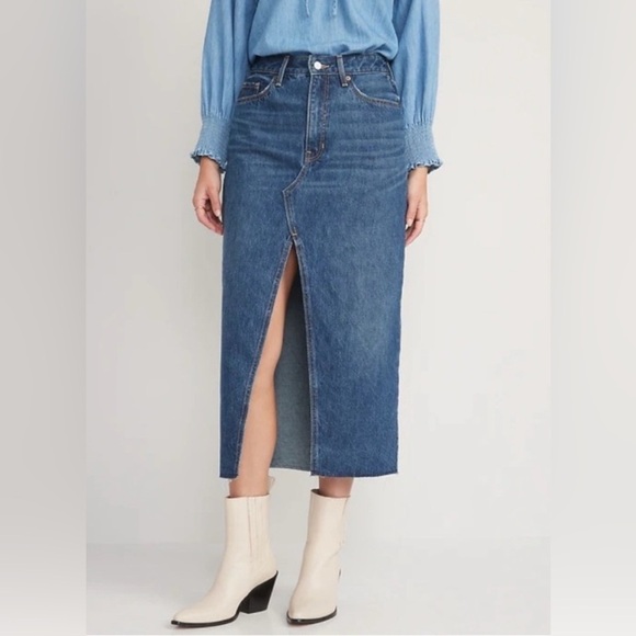 NWT High-Waisted Split-Front Cut-Off Non-Stretch Jean Maxi Skirt for Woman - 8 - Picture 3 of 9